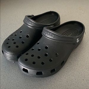 Black crocs